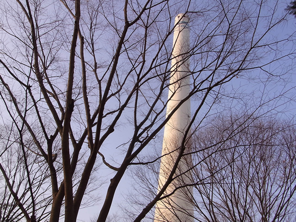 冬の煙突